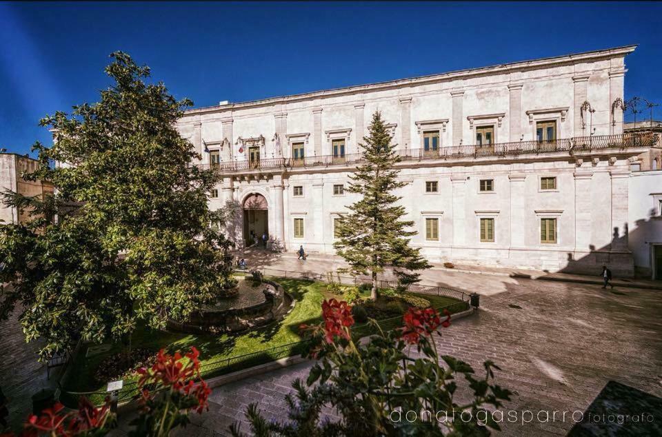 Casa Adele - Dimora Del 1700 Nel Centro Storico Martina Franca Exterior foto